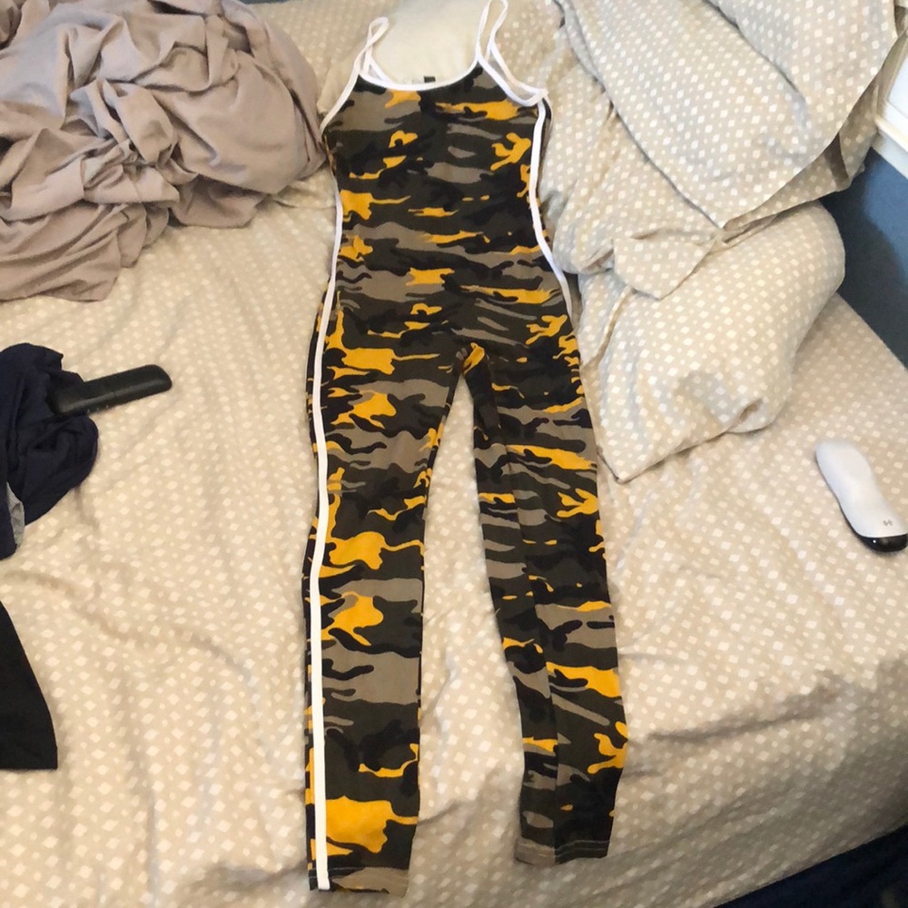 Fashionnova bodysuit